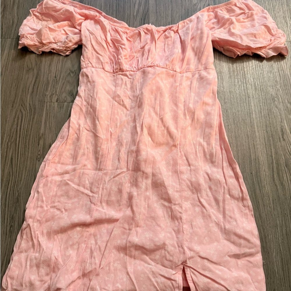 Pink Off-Shoulder Puff Sleeve Dress